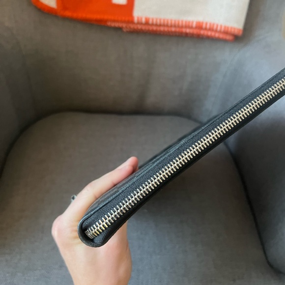 Louis Vuitton Jour Zip Around Pouch - Picture 6 of 10